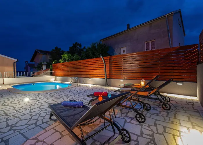 Nika * Jasenice (Zadar)