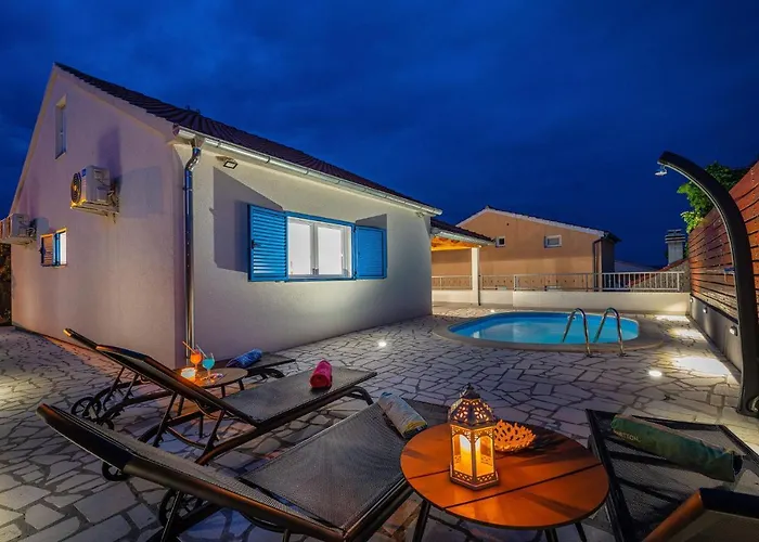 Nika * Jasenice (Zadar)