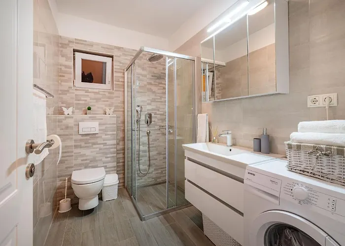 Nika * Jasenice (Zadar)