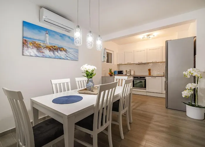 Nika Jasenice (Zadar)