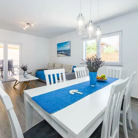 Nika Jasenice (Zadar)